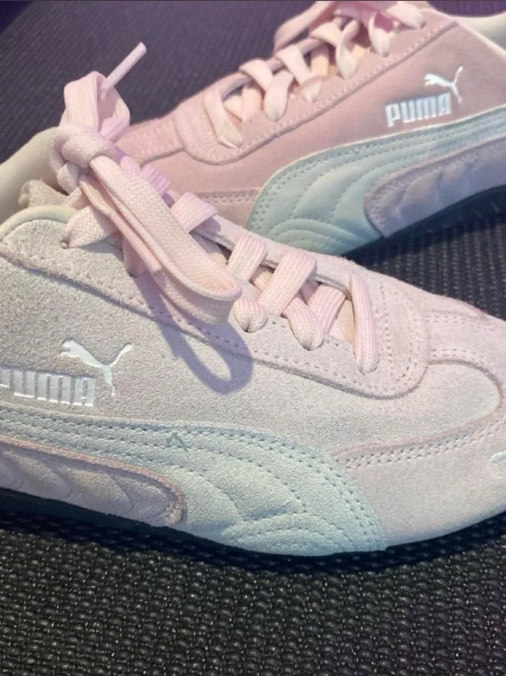 Cotton Candy pink Speedcat Pumas